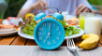 ¿A qué hora deberías desayunar y cenar? Una bióloga revela el horario ideal para el cuerpo y para mejorar tu salud intestinal