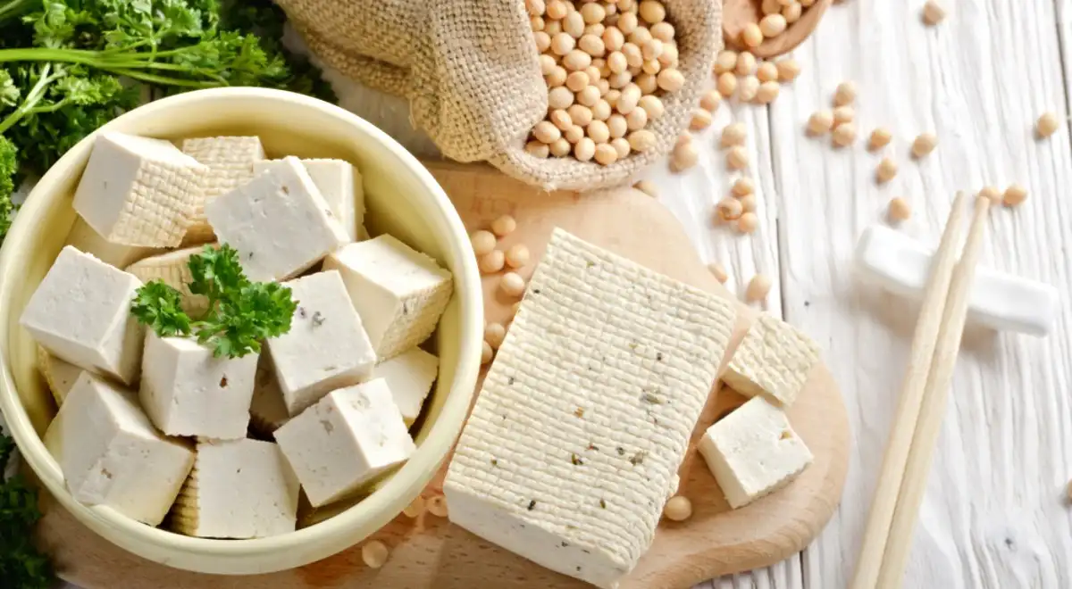Qué es el tofu y por qué deberías incluirlo en tu dieta por sus grandes beneficios