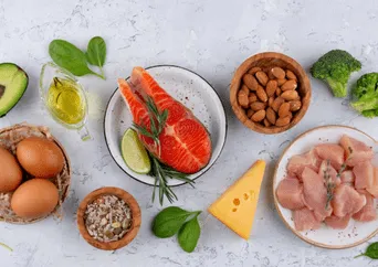 Estas son las mejores vitaminas para combatir el envejecimiento y mantener tu piel, cuerpo y mente jóvenes