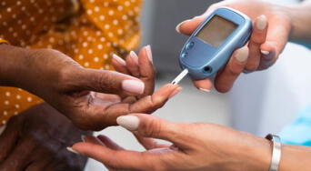 ¿Sabes qué alimentos pueden complicar la diabetes? Descubre lo que debes evitar según especialistas