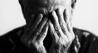Minsa alerta sobre el riesgo de suicidio en adultos mayores por soledad