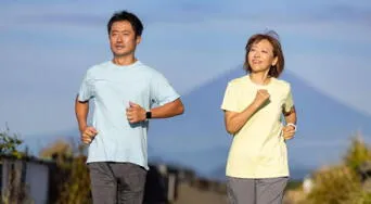 Descubre la caminata japonesa: la técnica que está revolucionando el bienestar físico, según experto