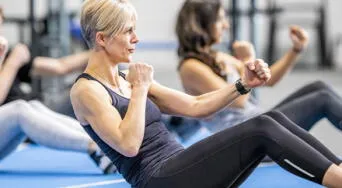 ¿Tienes más de 50? Descubre cómo el Hot Pilates puede transformar tu cuerpo y mente