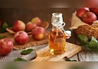 ¿Roncas mucho o tienes caspa? El vinagre de manzana podría ser la solución