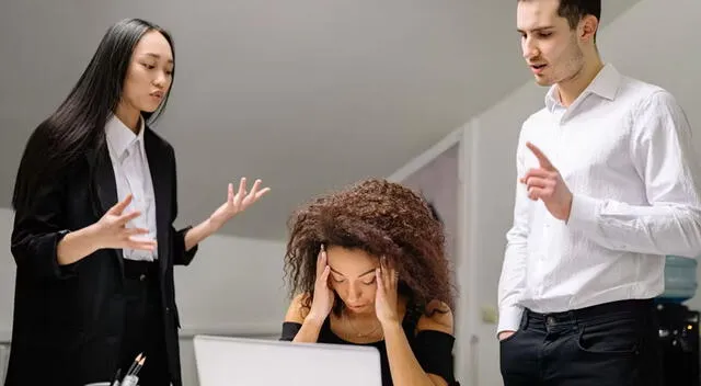 Ciertas personas se sienten cómodas viendo a los demás esforzarse constantemente por obtener su validación emocional. Ciertas personas se sienten cómodas viendo a los demás esforzarse constantemente por obtener su validación emocional.