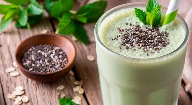 Los jugos verdes han ganado popularidad como una bebida “detox” que promete múltiples beneficios para la salud. Los jugos verdes han ganado popularidad como una bebida “detox” que promete múltiples beneficios para la salud.