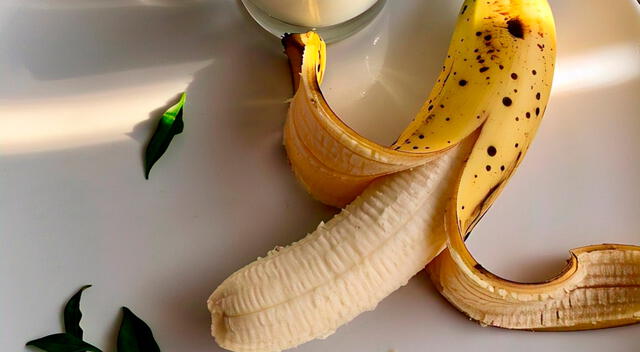 Cuando la banana alcanza su madurez completa, se vuelve más dulce y su textura más suave. Cuando la banana alcanza su madurez completa, se vuelve más dulce y su textura más suave.