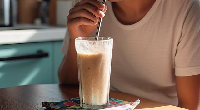 Esta receta de batido de avena se puede convertir en un básico de tu rutina matutina. Esta receta de batido de avena se puede convertir en un básico de tu rutina matutina.