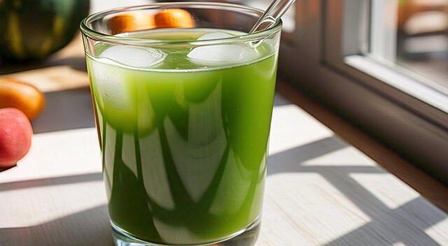 Los jugos verdes se han convertido en una opción refrescante y saludable para mantenernos hidratados y nutridos. Los jugos verdes se han convertido en una opción refrescante y saludable para mantenernos hidratados y nutridos.
