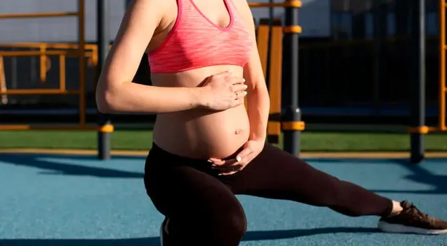 Las sentadillas profundas pueden afectar los ligamentos de la pelvis, que se aflojan durante el embarazo para facilitar el parto. Las sentadillas profundas pueden afectar los ligamentos de la pelvis, que se aflojan durante el embarazo para facilitar el parto.