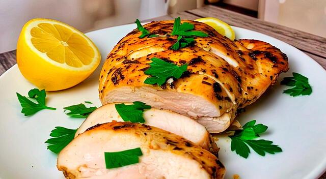 Un nuevo estudio sugiere que el consumo excesivo de pollo, hasta ahora considerado saludable, podría estar relacionado con el cáncer. Un nuevo estudio sugiere que el consumo excesivo de pollo, hasta ahora considerado saludable, podría estar relacionado con el cáncer.