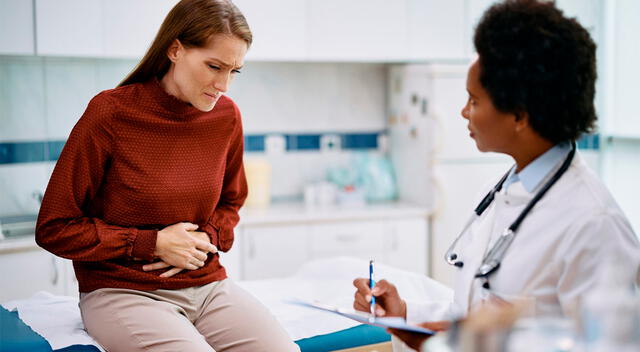 El tratamiento del adenocarcinoma apendicular varía desde una simple apendicectomía hasta cirugías mayores y quimioterapia localizada. El tratamiento del adenocarcinoma apendicular varía desde una simple apendicectomía hasta cirugías mayores y quimioterapia localizada.