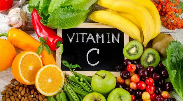 La vitamina E se destaca como una de las más poderosas aliadas para combatir el envejecimiento, gracias a su función antioxidante. La vitamina E se destaca como una de las más poderosas aliadas para combatir el envejecimiento, gracias a su función antioxidante.