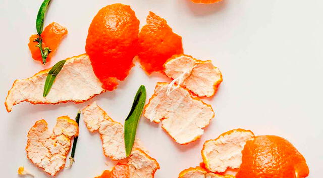 Durante el proceso de secado, las cáscaras de mandarina intensifican su perfume natural y concentran antioxidantes y vitamina C. Durante el proceso de secado, las cáscaras de mandarina intensifican su perfume natural y concentran antioxidantes y vitamina C.