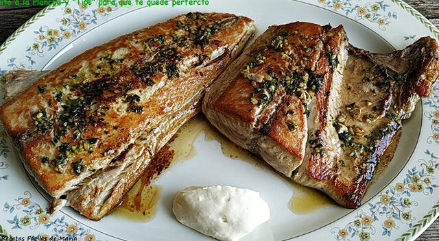 El bonito contiene proteínas de alto valor biológico y un elevado contenido de ácidos grasos omega-3. El bonito contiene proteínas de alto valor biológico y un elevado contenido de ácidos grasos omega-3.