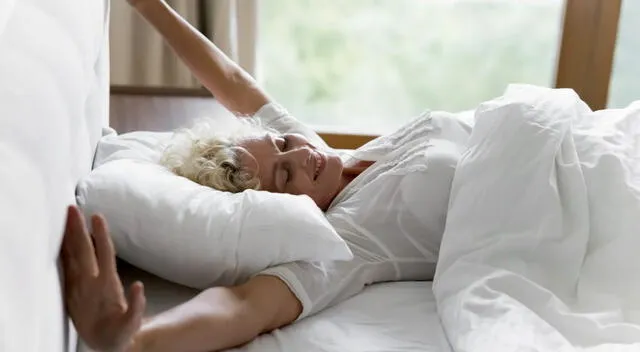 Dormir puede volverse más difícil cuando pasan los 60 años. Dormir puede volverse más difícil cuando pasan los 60 años.