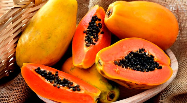 Para la mayoría de personas sanas, consumir papaya madura como parte de una dieta equilibrada no representa problemas. Para la mayoría de personas sanas, consumir papaya madura como parte de una dieta equilibrada no representa problemas.