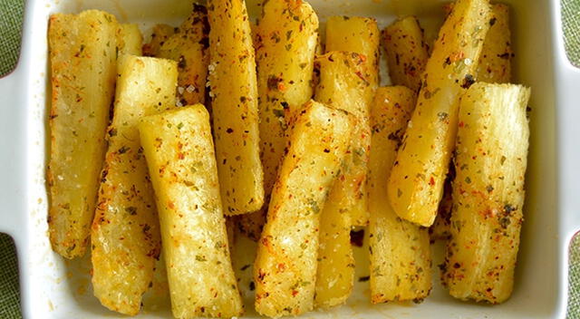 Existe un método fácil y práctico para que la yuca quede tierna. Existe un método fácil y práctico para que la yuca quede tierna.