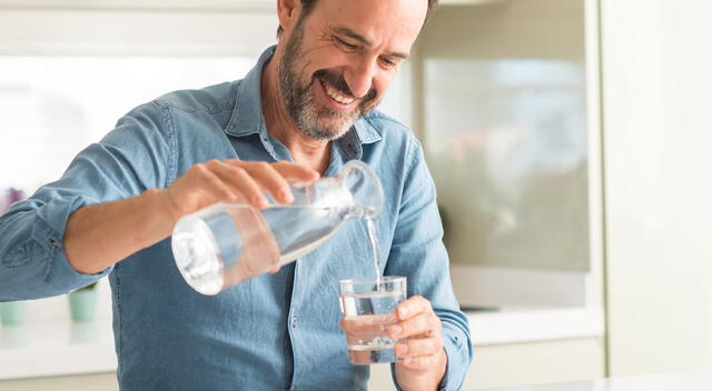 Agua. Agua.