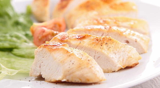 La pechuga de pollo también es una excelente fuente de vitaminas del complejo B.