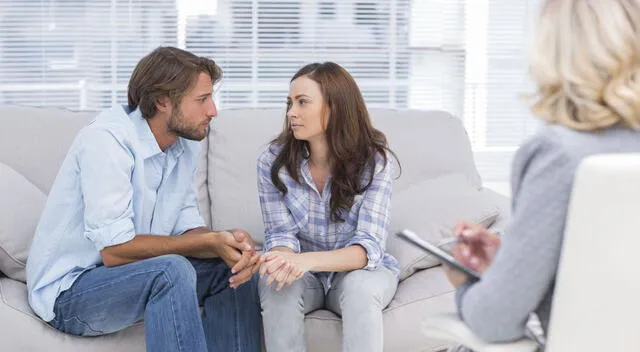 Antes de decidir volver con una expareja, es vital hacer una pausa y reflexionar profundamente. Antes de decidir volver con una expareja, es vital hacer una pausa y reflexionar profundamente.
