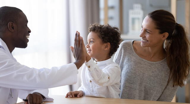 Una vez que los hijos están emocionalmente preparados y la nueva relación muestra estabilidad, es clave que la presentación sea progresiva y considerada. Una vez que los hijos están emocionalmente preparados y la nueva relación muestra estabilidad, es clave que la presentación sea progresiva y considerada.