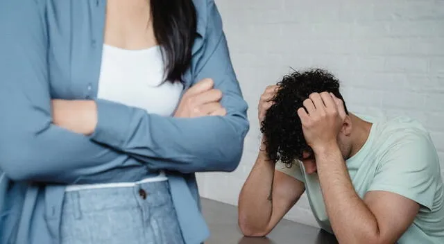 Expertos analizan las motivaciones detrás del uso de la violencia por parte de mujeres en relaciones heterosexuales. Expertos analizan las motivaciones detrás del uso de la violencia por parte de mujeres en relaciones heterosexuales.