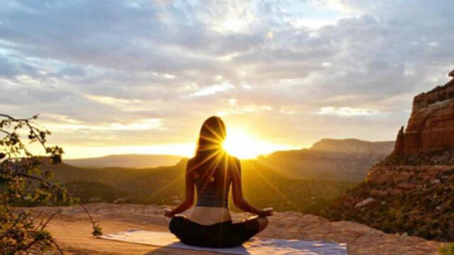 El silencio y la introspección son claves en la meditación para cultivar atención plena y equilibrio emocional. El silencio y la introspección son claves en la meditación para cultivar atención plena y equilibrio emocional.