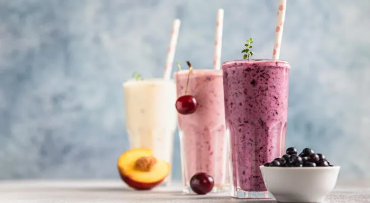 Descubre este licuado tropical y natural que favorece la eliminación de líquidos retenidos.