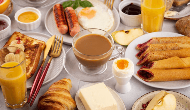 Cómo prevenir el cáncer con los alimentos que los oncólogos añaden a su dieta diaria.