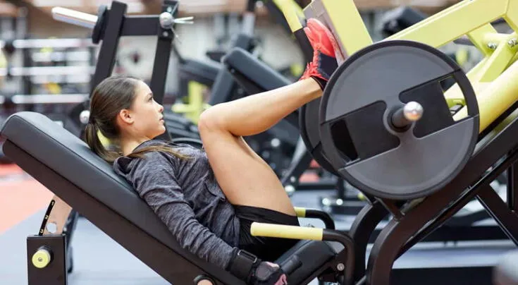 Consigue piernas fuertes y tonificadas sin necesidad de pesas.