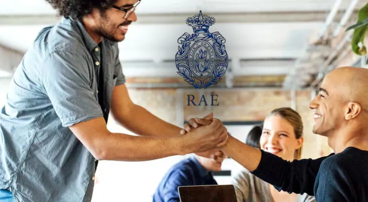 ¿"Buen día" o "buenos días"? La RAE aclara cuál es la forma correcta de saludar