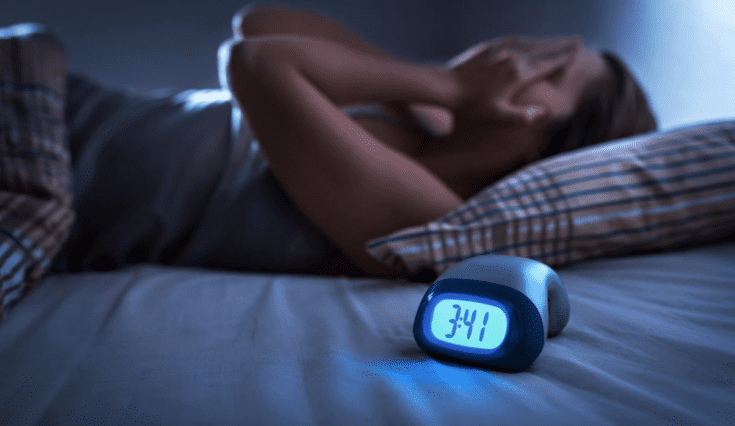 El ejercicio que te ayuda a dormir bien.