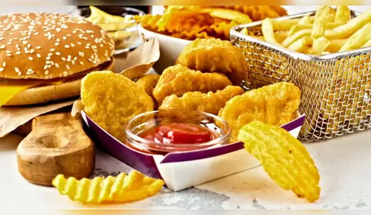 Las grasas trans están en muchos alimentos procesados. Aquí te explicamos cómo detectarlas y evitarlas.